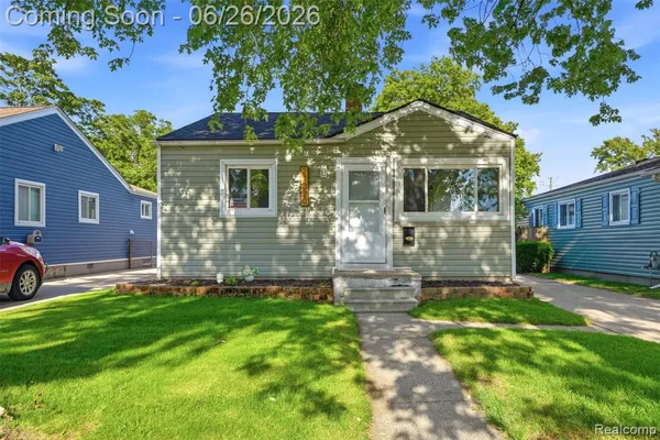 $239,900 | 27320 Delton Street, Madison Heights, MI 48071
