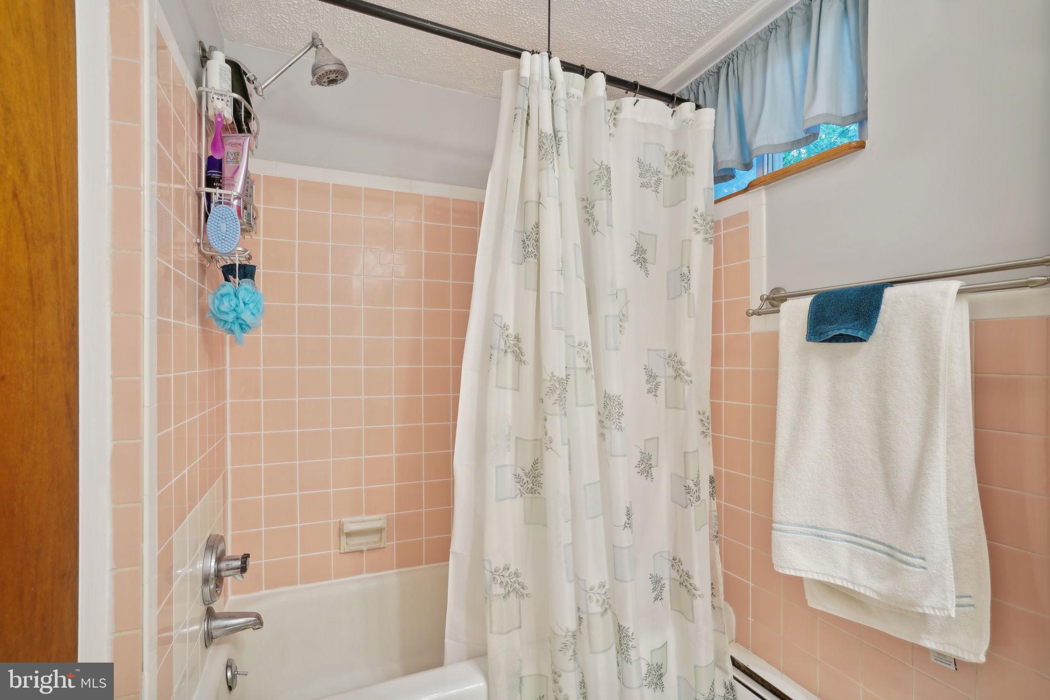2245 Edge Hill Road Huntingdon Valley, PA 19006 - Photo 35 of 50 Gallery Image 35