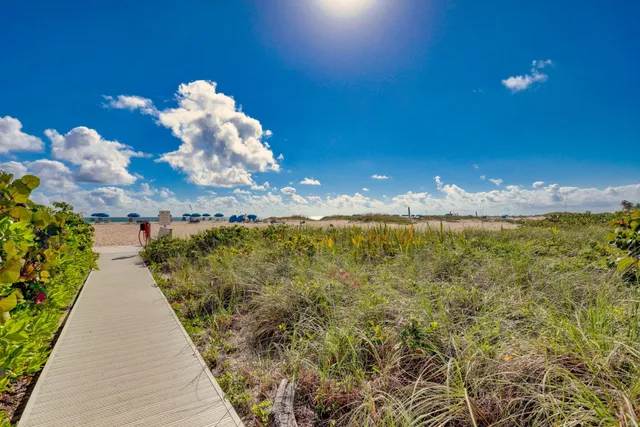 $5,500 | 2800 North Ocean Drive, Unit A 10 A, Singer Island, FL 33404