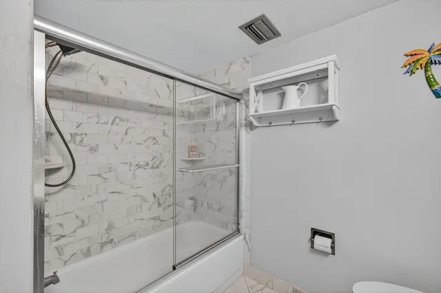 $5,500 | 2800 North Ocean Drive, Unit A 10 A, Singer Island, FL 33404