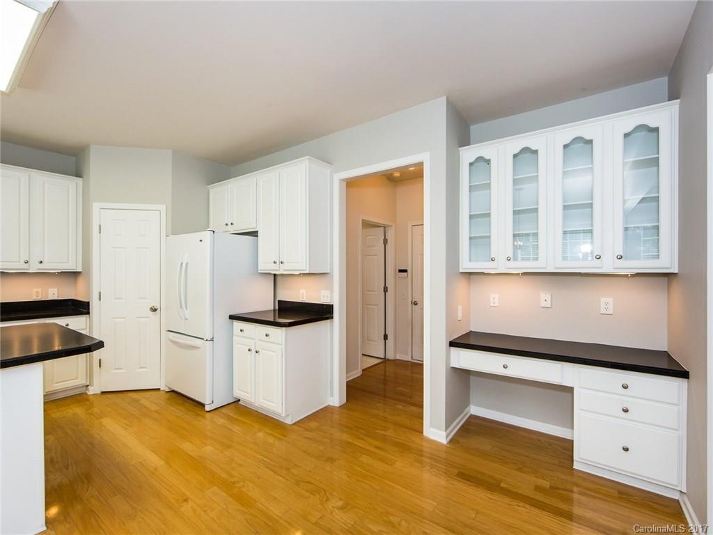 8514 Brentfield Road Huntersville, NC 28078 - Photo 5 of 24 Gallery Image 5