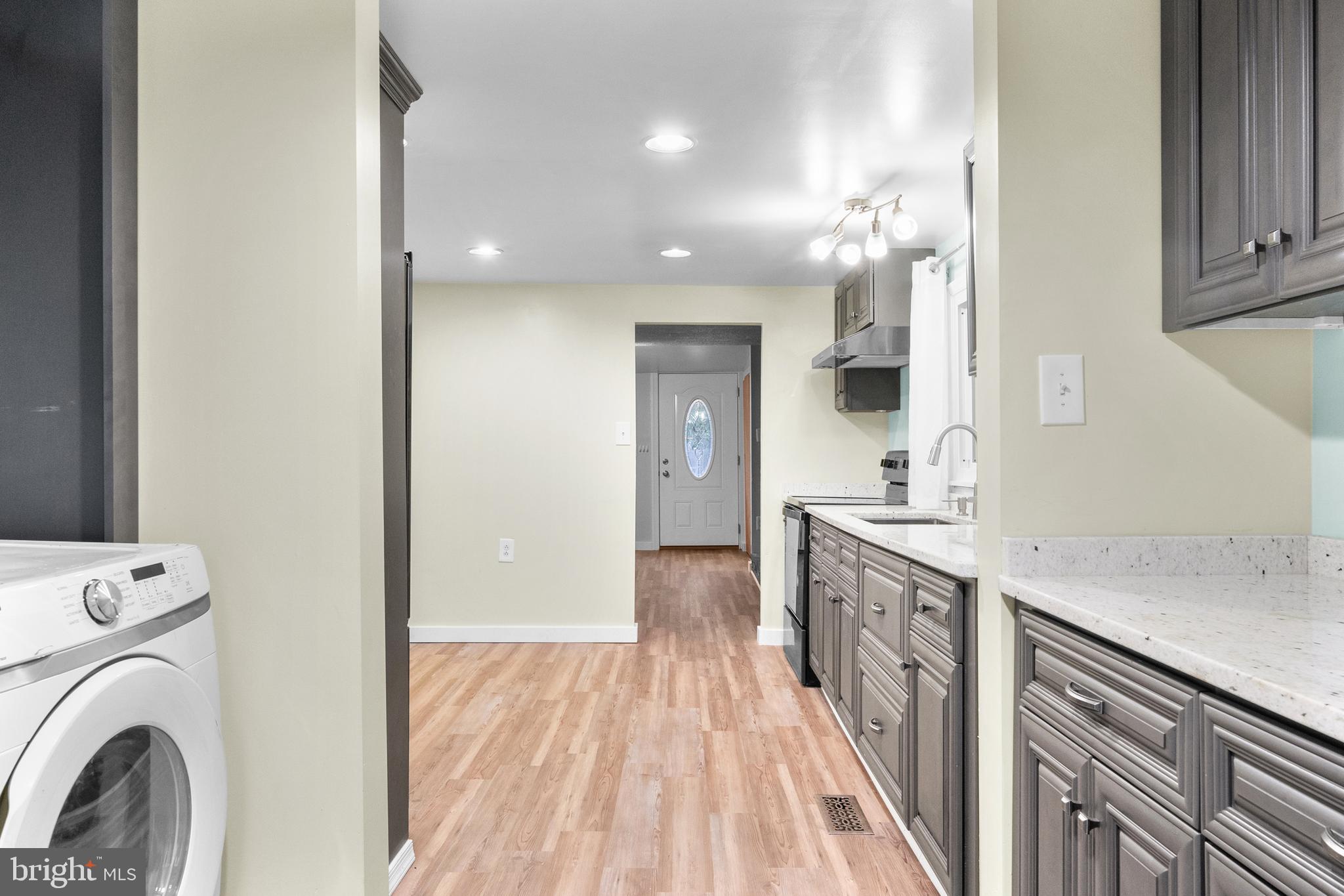 1025 5th Avenue Croydon, PA 19021 - Photo 13 of 31