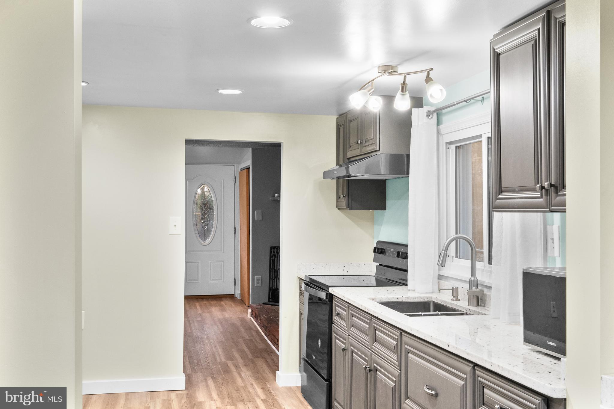 1025 5th Avenue Croydon, PA 19021 - Photo 15 of 31