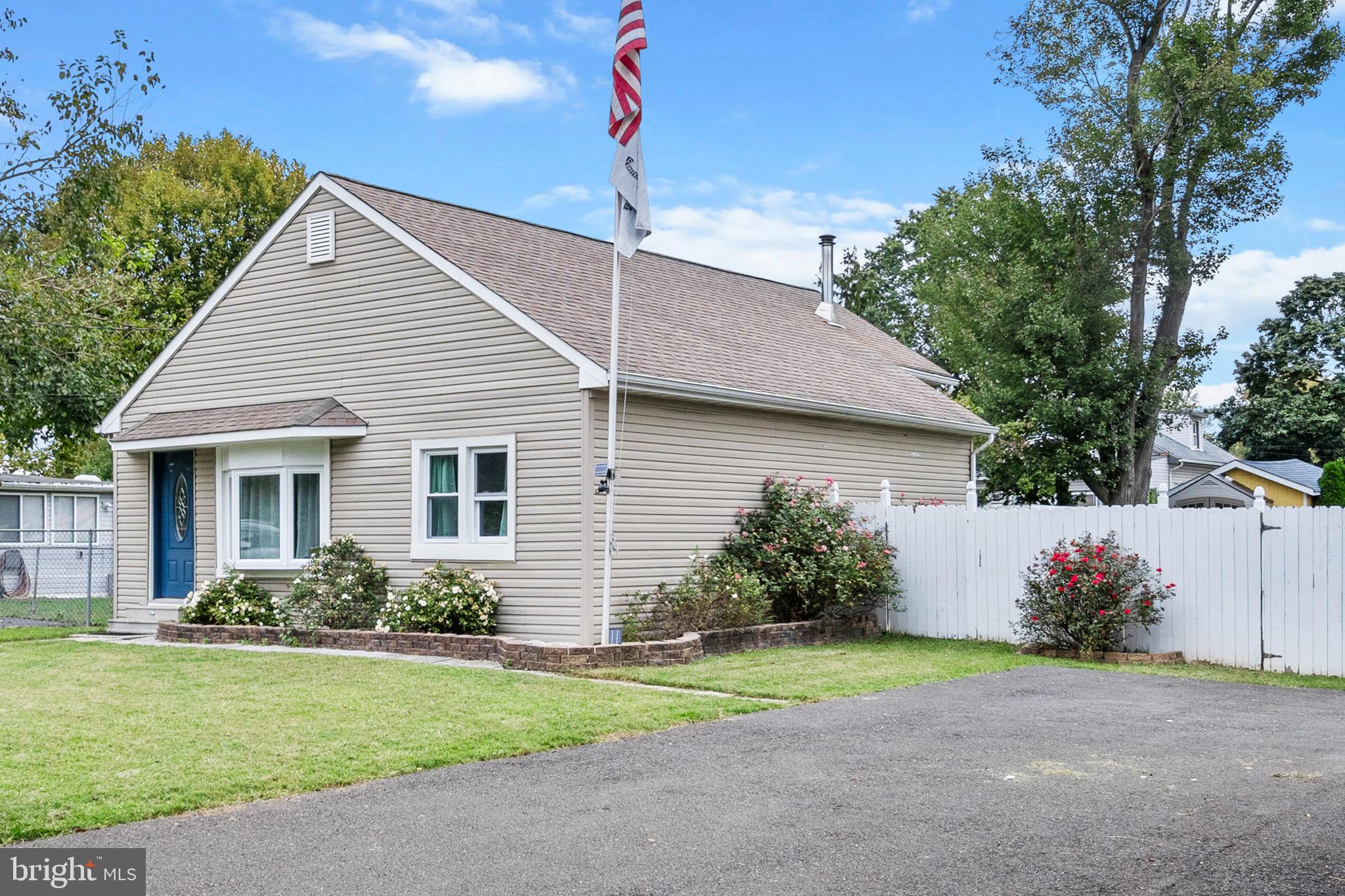 1025 5th Avenue Croydon, PA 19021 - Photo 3 of 31