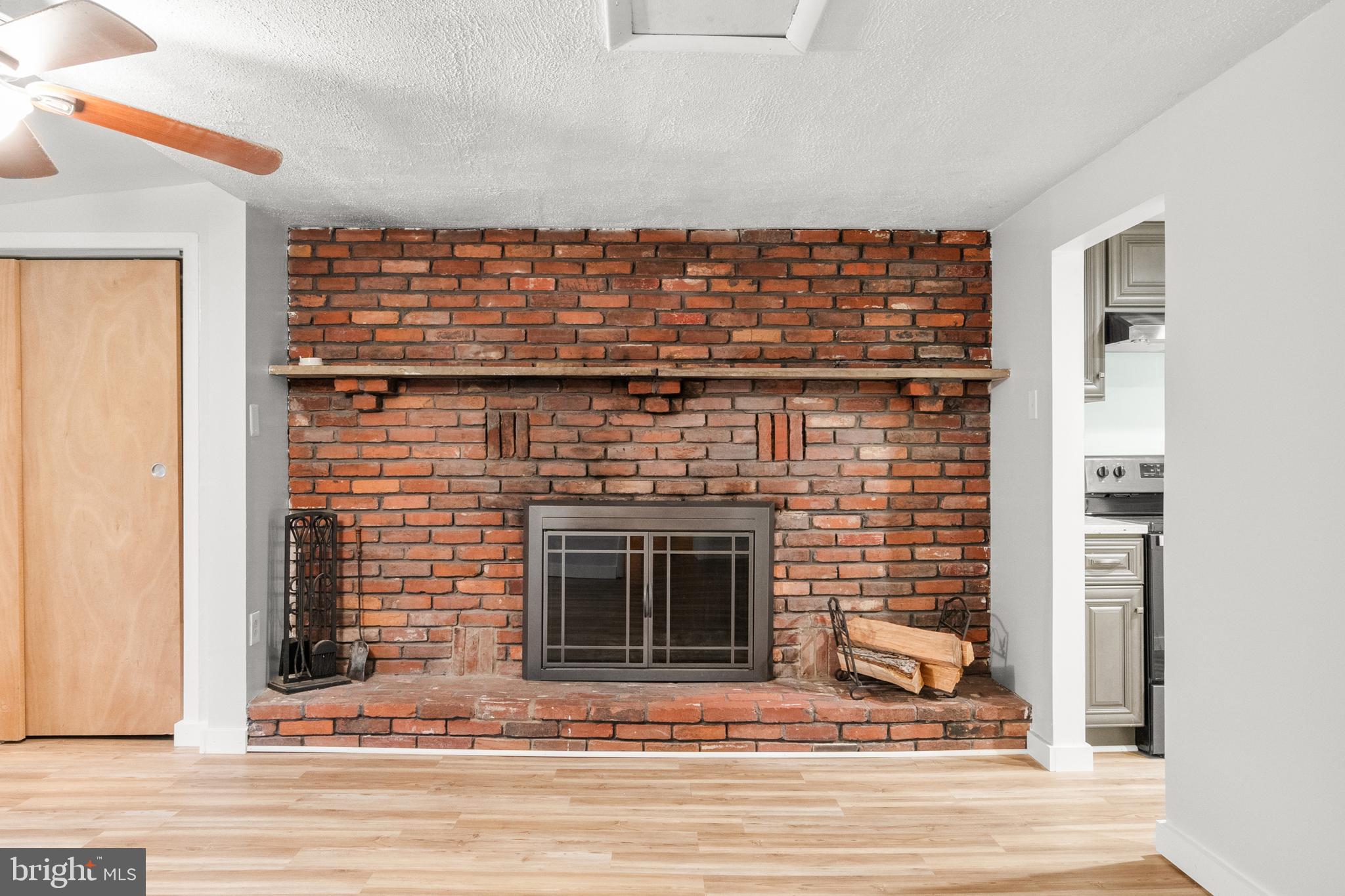 1025 5th Avenue Croydon, PA 19021 - Photo 6 of 31