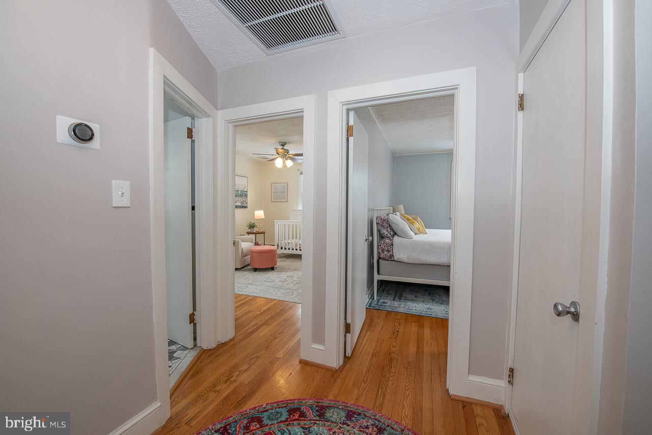145 Grandview Road Ardmore, PA 19003 - Photo 18 of 26 2nd Floor Landing