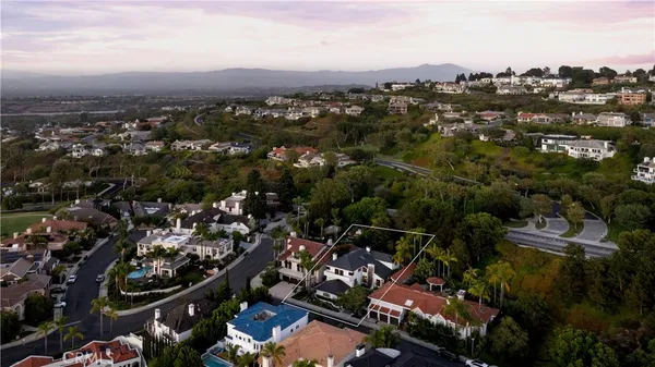 $5,295,000 | 22 Belmont, Newport Beach, CA 92660