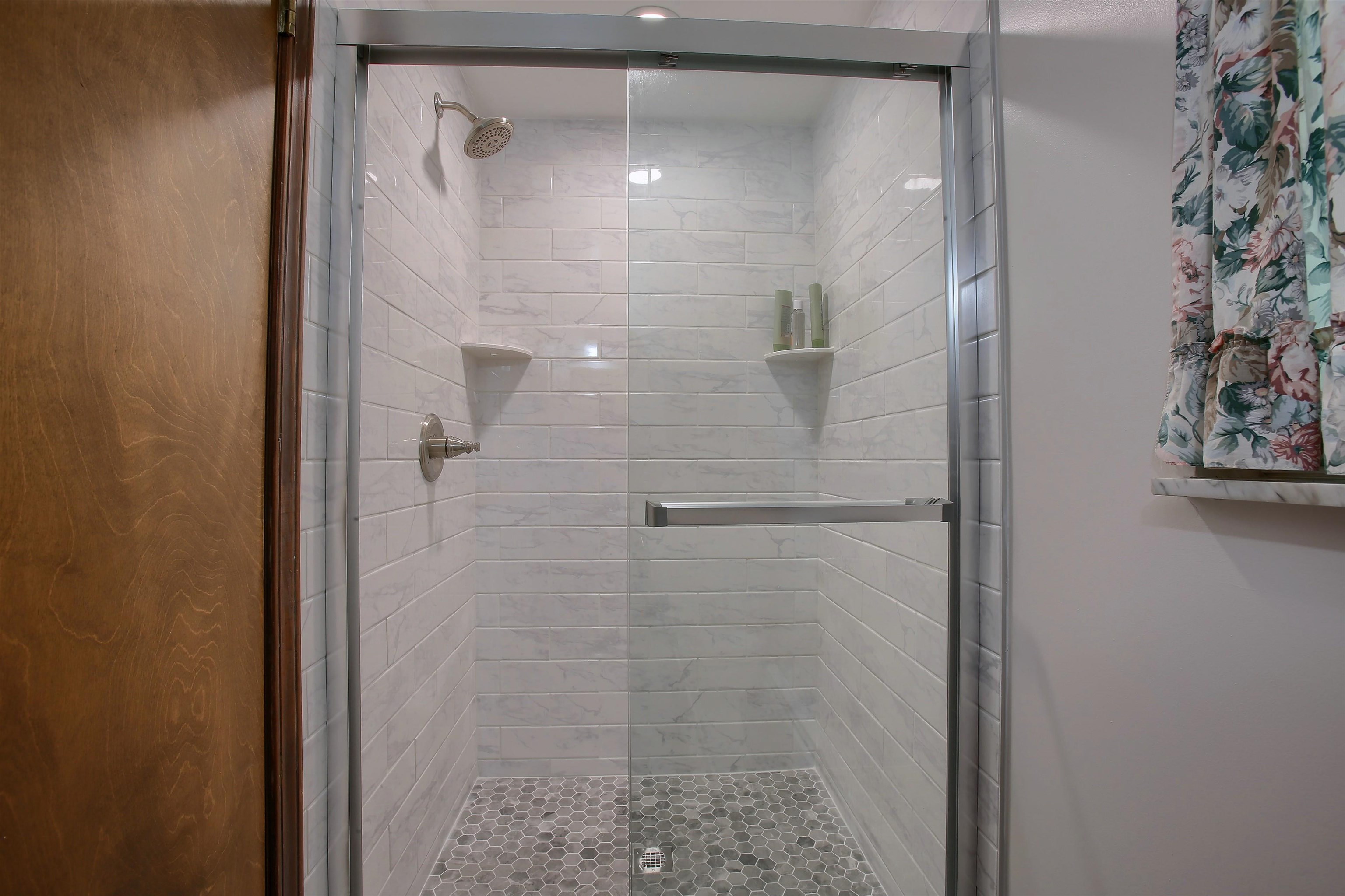 4137 Atkins Road Port Huron, MI 48060 - Photo 13 of 18 Updated Bathroom
