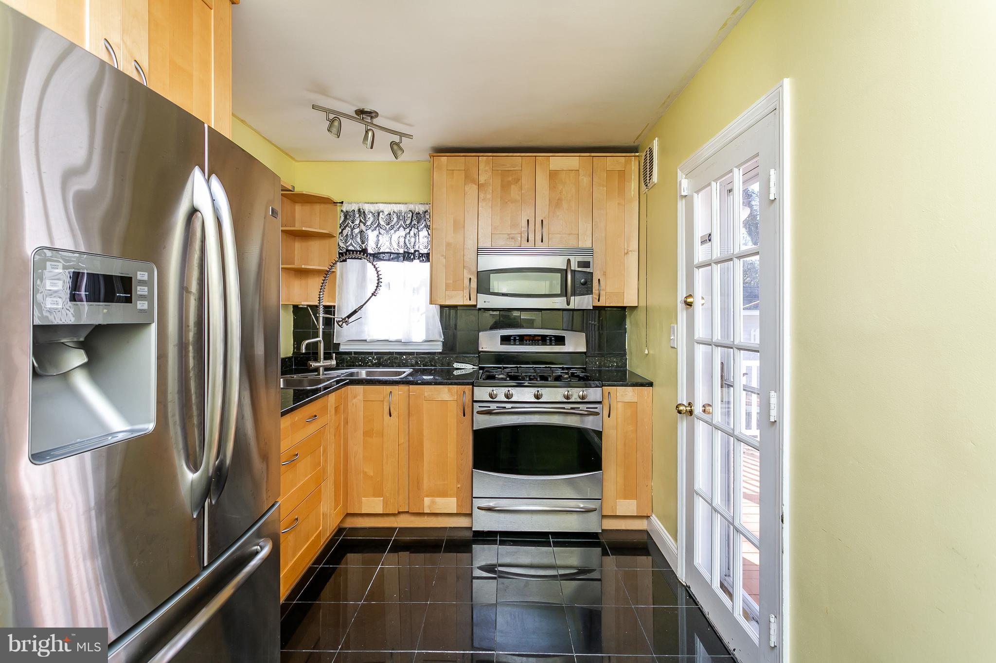 2224 Southland Road Baltimore, MD 21207 - Photo 12 of 45 Gallery Image 12