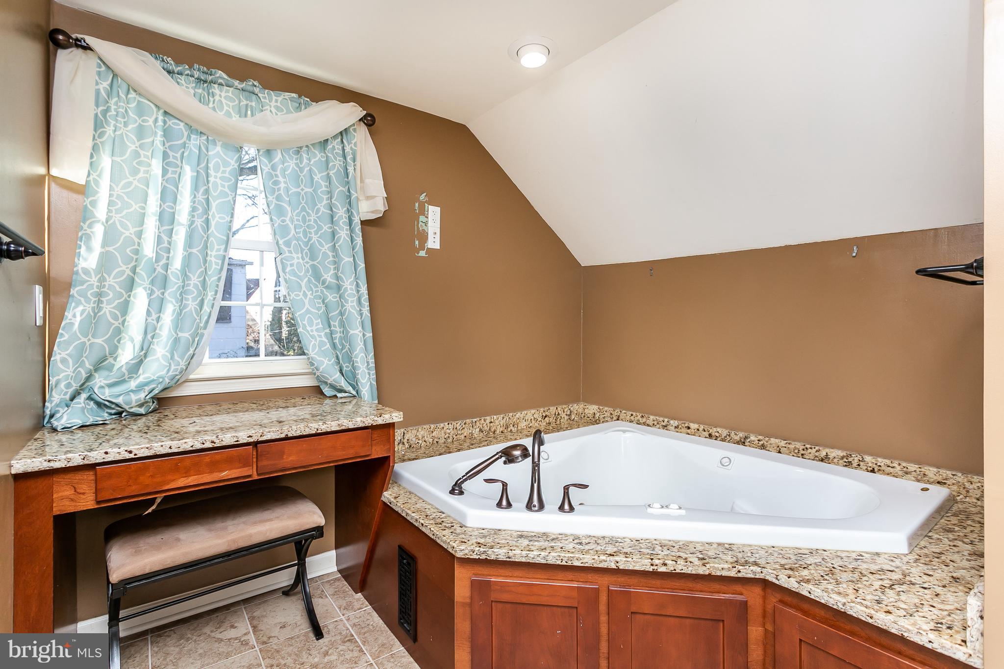 2224 Southland Road Baltimore, MD 21207 - Photo 23 of 45 Gallery Image 23