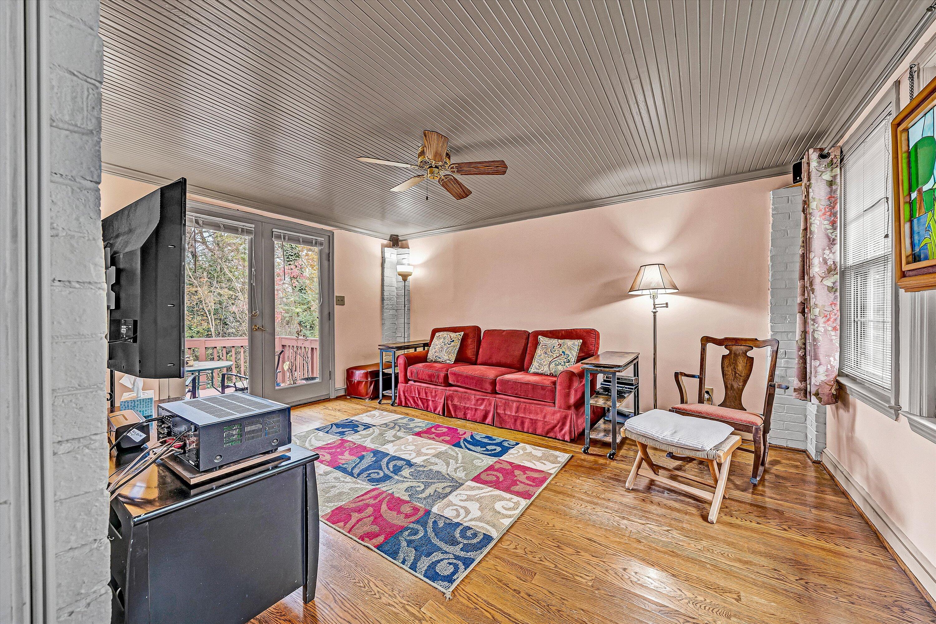 1039 Clearfield Road Southwest Roanoke, VA 24015 - Photo 26 of 44 28-VM-00760