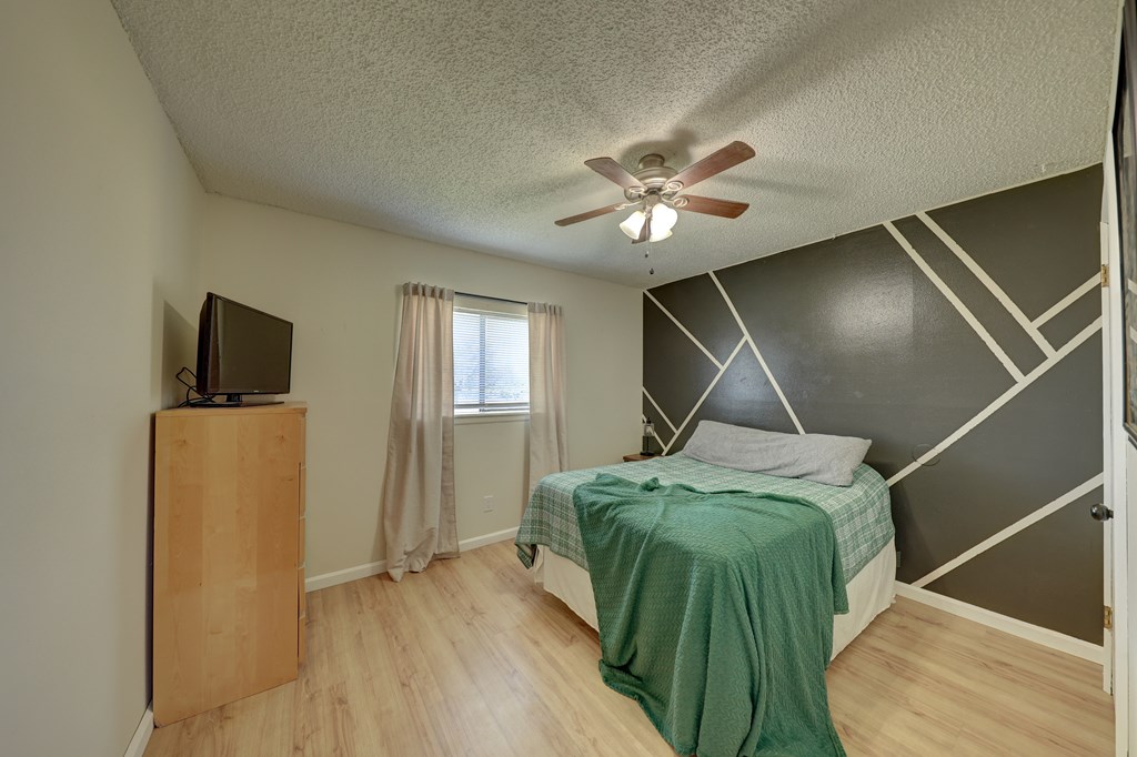 69 Quail Run Harper, TX 78631 - Photo 10 of 20 Bedrooom 3