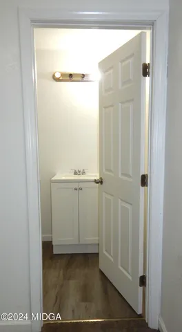 a view of walk in closet