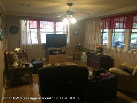 423 Wildwood Road Holly Springs, MS 38635 - Photo 33 of 48 den