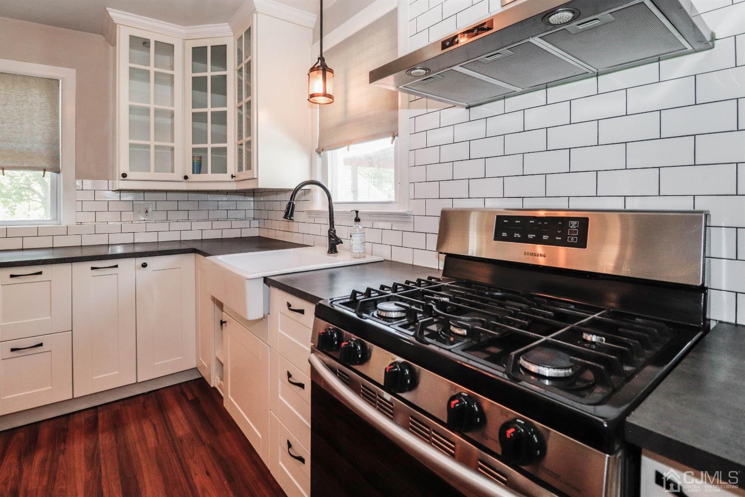 22 Fox Road Edison, NJ 08817 - Photo 12 of 27