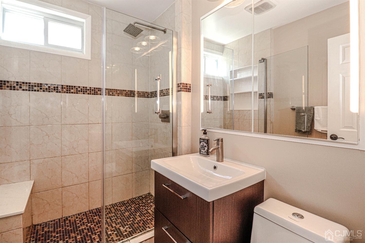 22 Fox Road Edison, NJ 08817 - Photo 14 of 27
