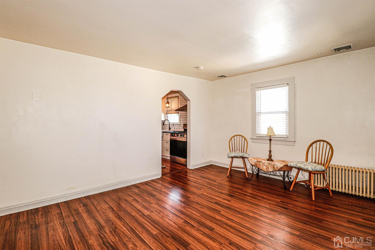 22 Fox Road Edison, NJ 08817 - Photo 6 of 27