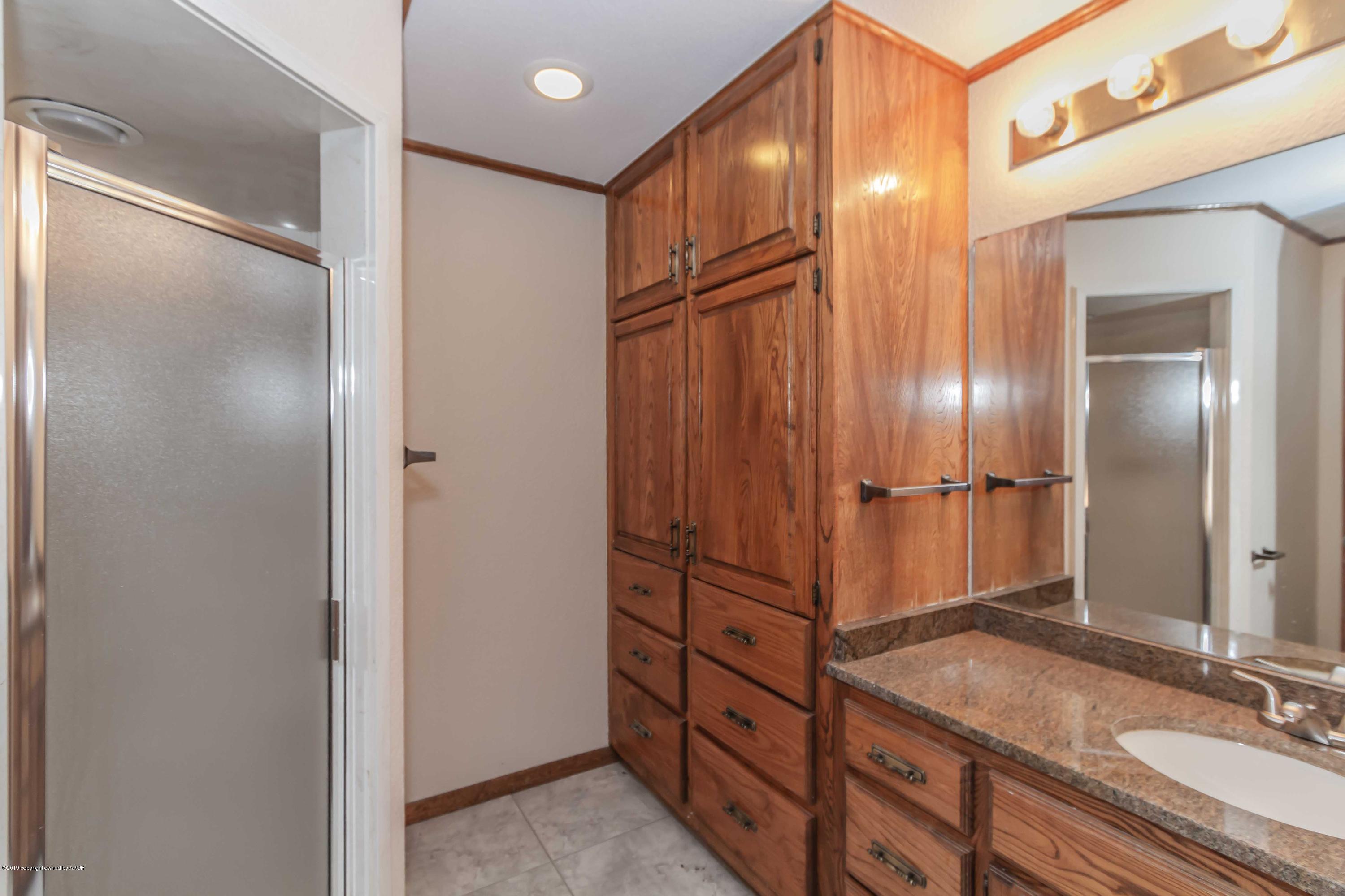 6801 Green Haven Road Amarillo, TX 79110 - Photo 35 of 65 BATHROOM 4