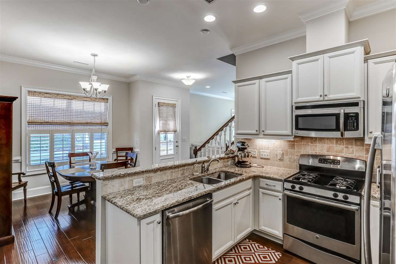 629 Fallon Grove Way Raleigh, NC 27608 - Photo 7 of 26 Photo 7