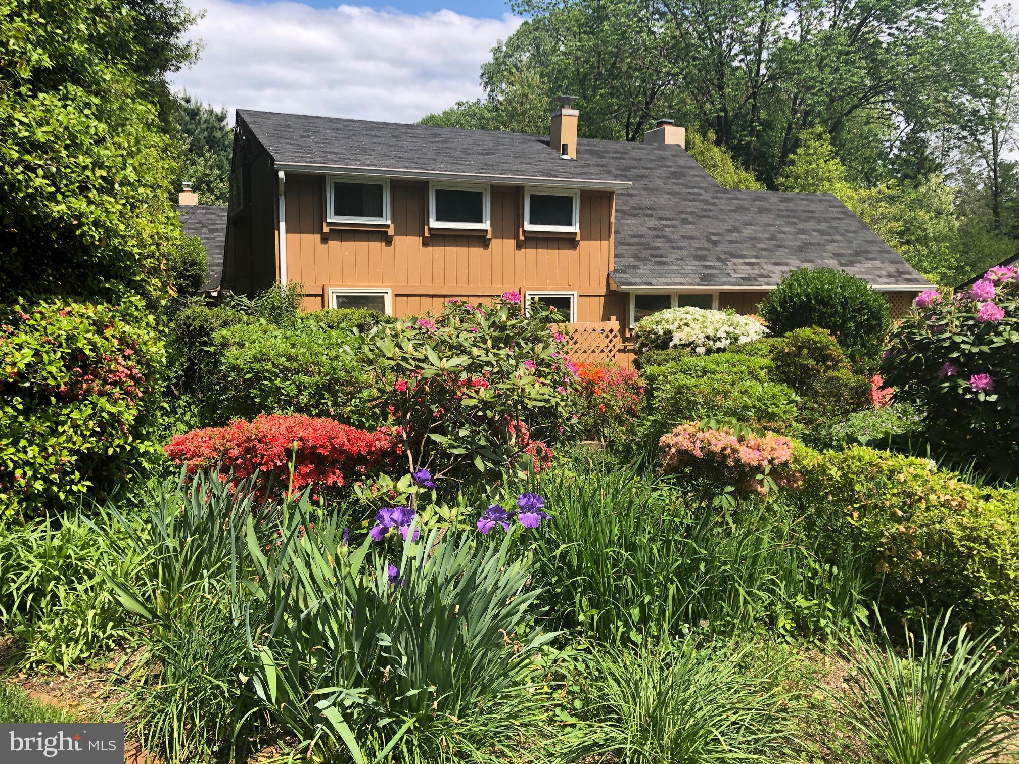 26 Devonwood Road Wayne, PA 19087 - Photo 1 of 22 Front Exterior