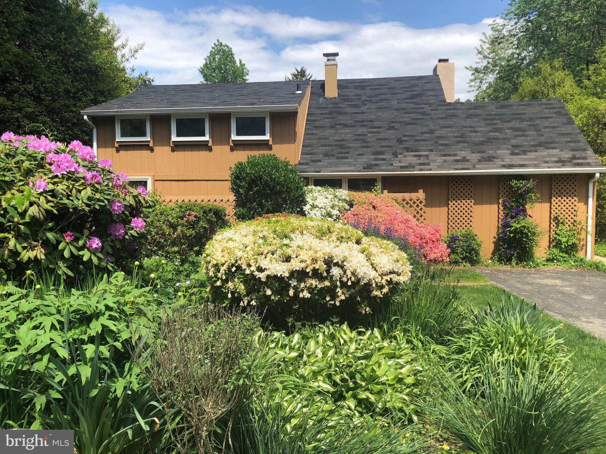 26 Devonwood Road Wayne, PA 19087 - Photo 2 of 22 Front Exterior