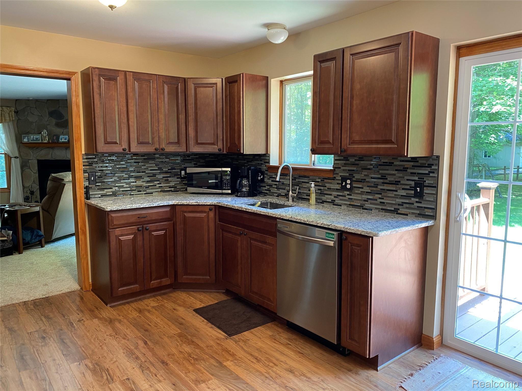 1451 Yensch Road Dundee, MI 48131 - Photo 3 of 35 20210726_171714256_iOS.jpg