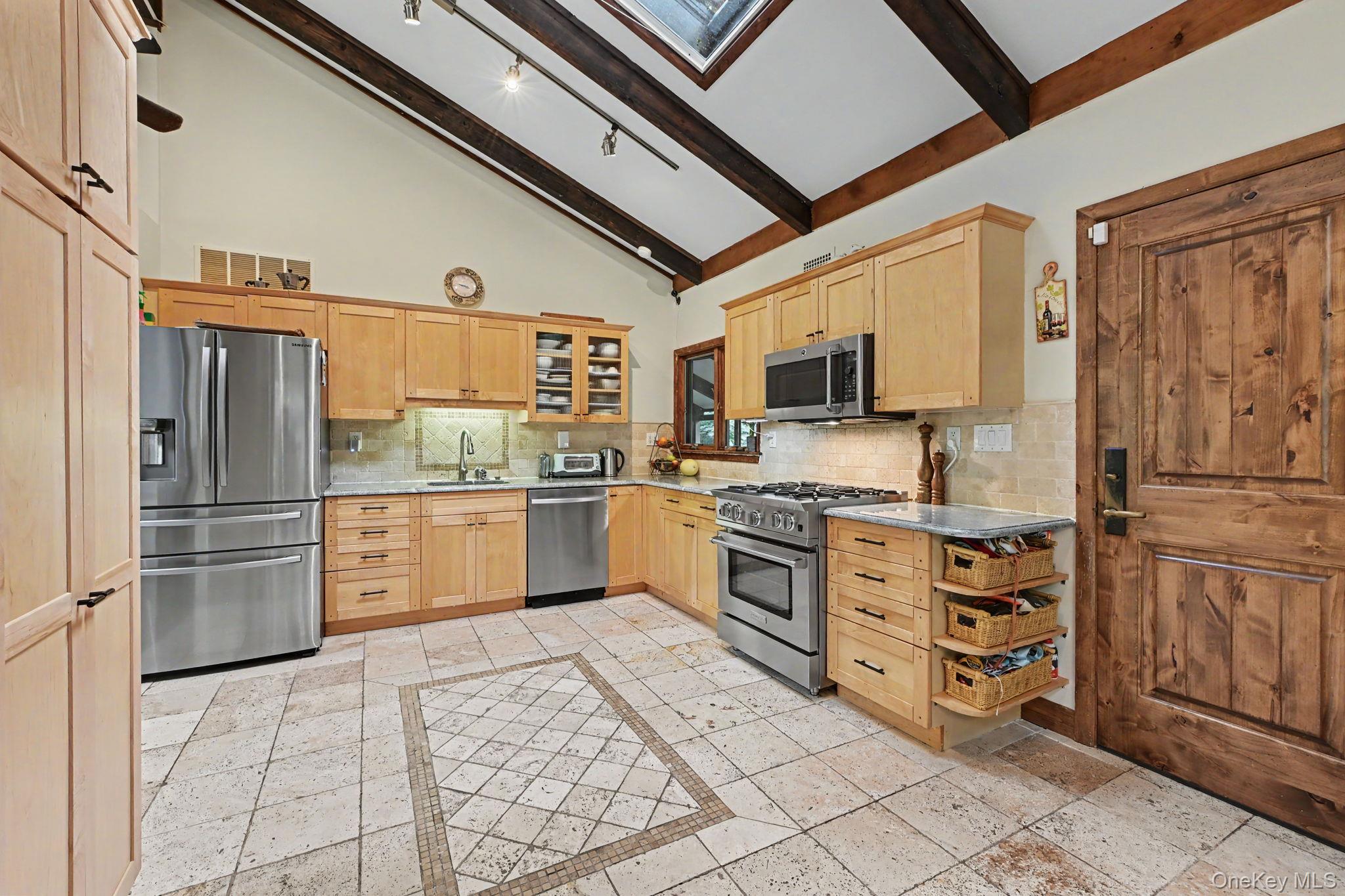 380 Long Ridge Road Pound Ridge, NY 10576 - Photo 10 of 46 Gallery Image 10