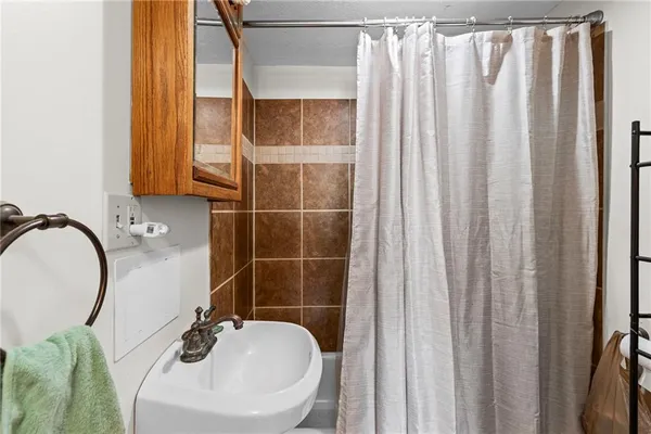 $175,000 | 1406 Shawnee Street, Leavenworth, KS 66048