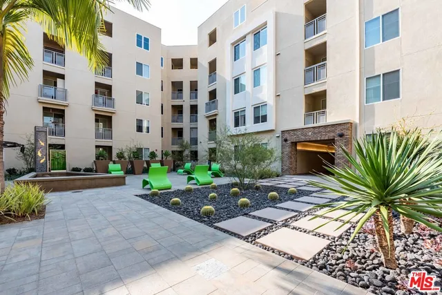 $3,966 | 7290 Edinger Avenue, Unit 3149, Huntington Beach, CA 92647