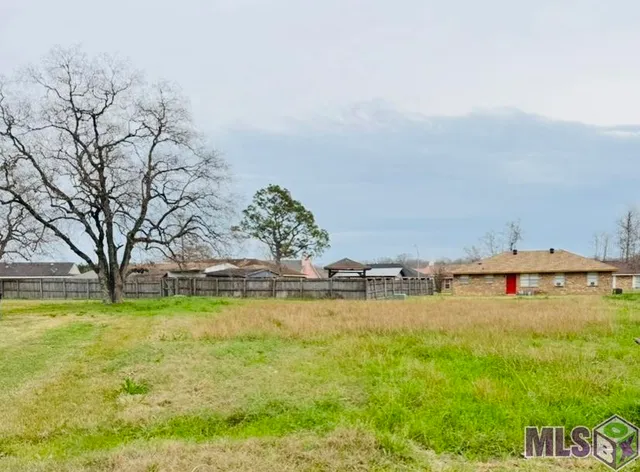 $20,000 | 6868 Oak Glen Drive, Baton Rouge, LA 70812