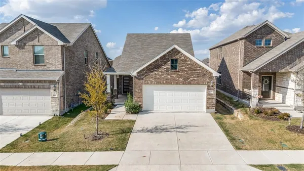 $270,000 | 610 Hemingway Lane, Lowry Crossing, TX 75069