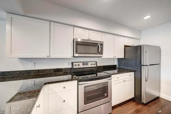 $2,050 | 151 Coyote Pass, Unit 24, Panama City Beach, FL 32407