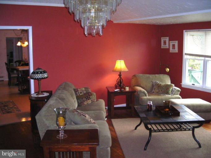 10599 Old Forge Road Waynesboro, PA 17268 - Photo 6 of 30 Family Room