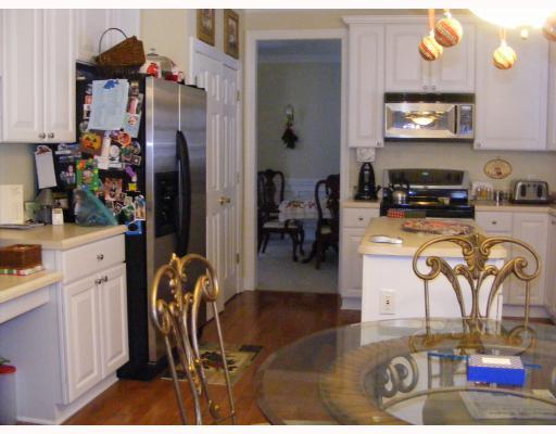 175 Hoon Road Butler, PA 16001 - Photo 6 of 18 Kitchen.