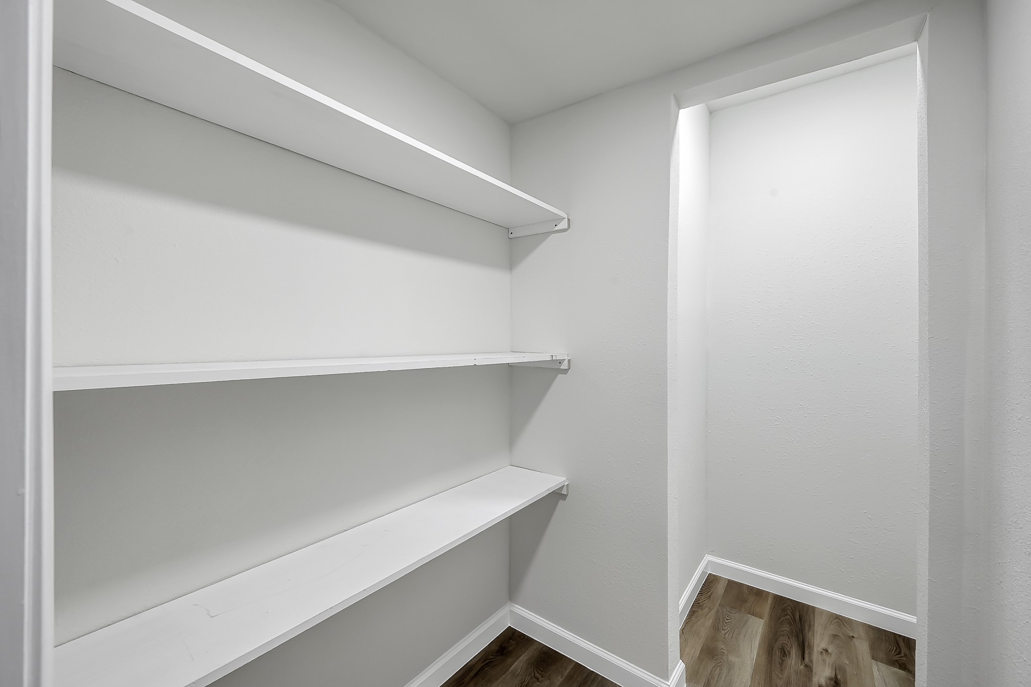 7610 Theisswood Road Spring, TX 77379 - Photo 11 of 42 Walk-in panty