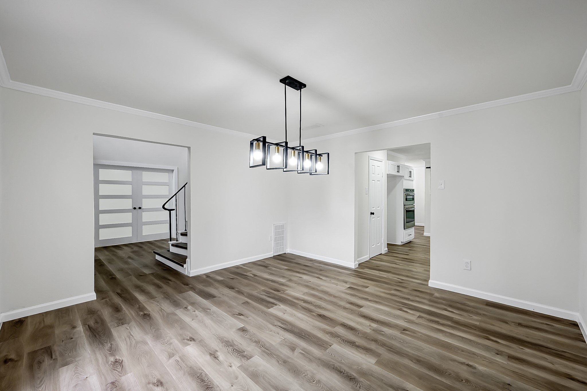 7610 Theisswood Road Spring, TX 77379 - Photo 13 of 42 Dining room
