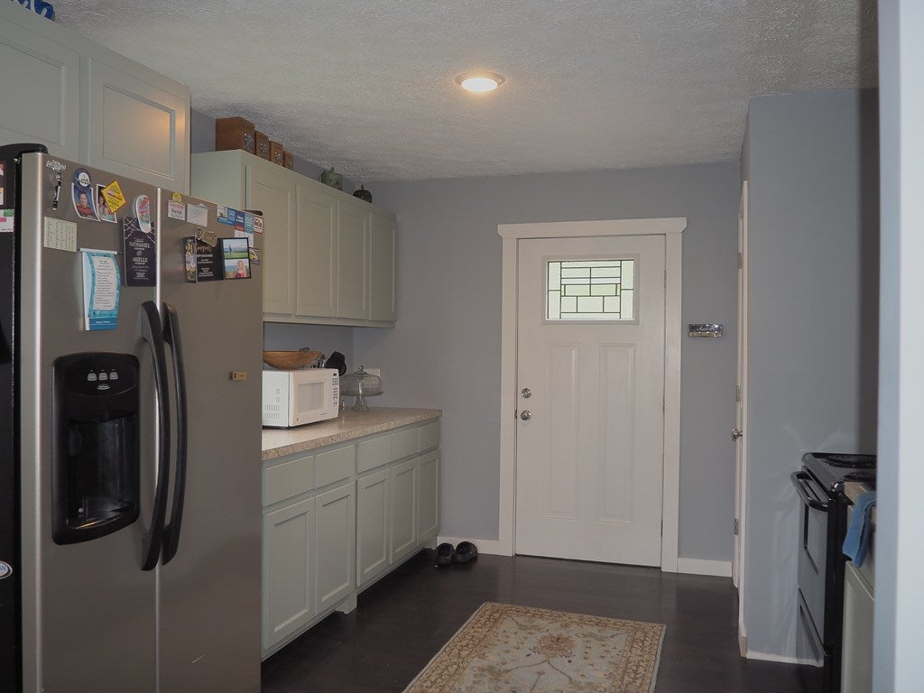 2138 Snow Hill Road Galax, VA 24333 - Photo 11 of 36 Gallery Image 11