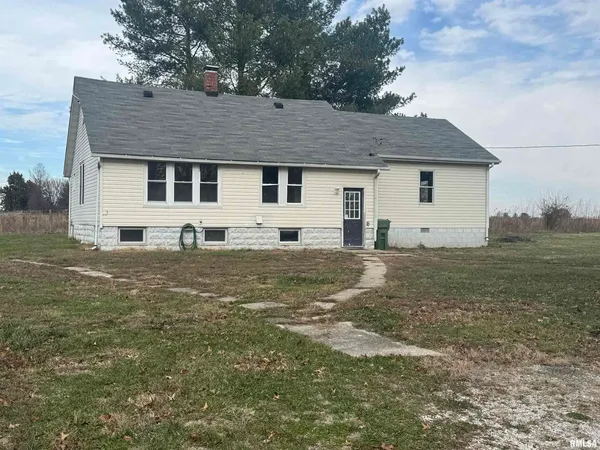 $100,000 | 23392 North Il Highway, Dix, IL 62830