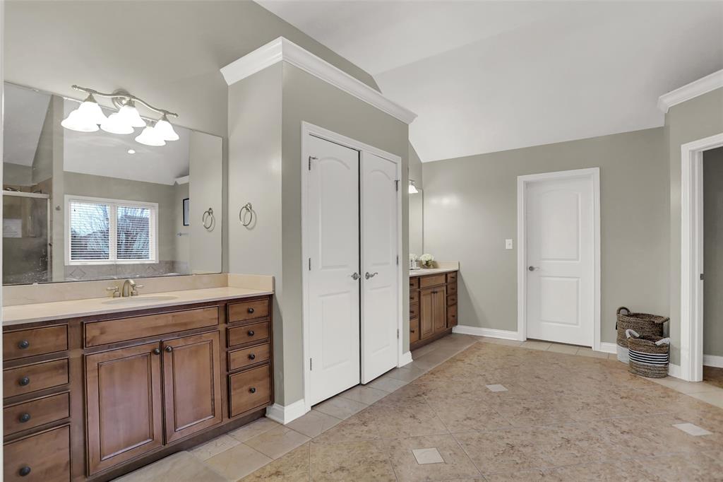 13643 Diving Hawk Fishers, IN 46055 - Photo 20 of 60 Gallery Image 20