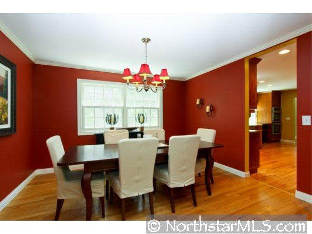 4441 Eagle Ridge Place Minnetonka, MN 55345 - Photo 4 of 10