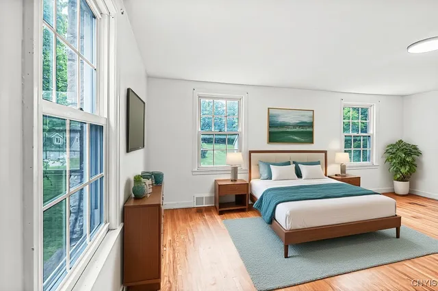 $380,000 | 5 Glen Crest Boulevard, New Hartford, NY 13413