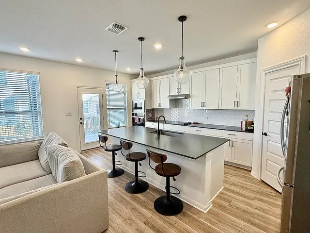 $2,300 | 2725 Woodall Drive, Unit 1401, Cedar Park, TX 78613