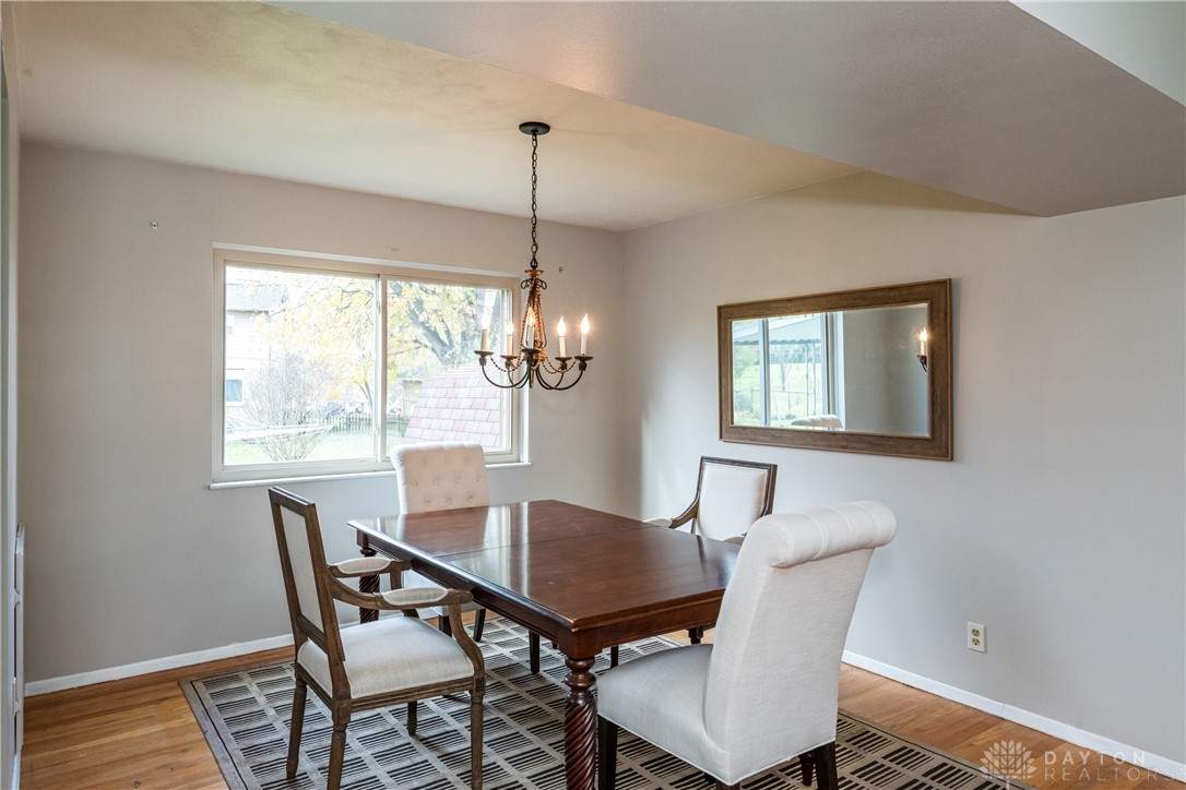 737 Silverleaf Drive Riverside, OH 45431 - Photo 4 of 53