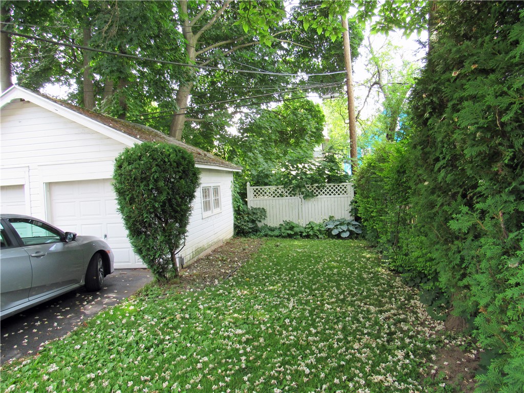 95 Warwick Avenue Rochester, NY 14611 - Photo 6 of 18