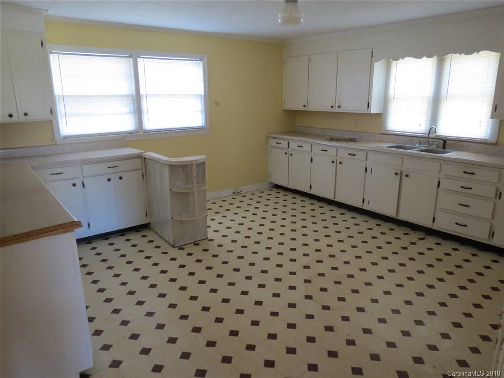 339 Lee Black Road Cherryville, NC 28021 - Photo 7 of 15