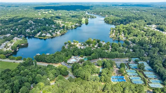 $850,000 | 410 Red Jacket Way, Alpharetta, GA 30005