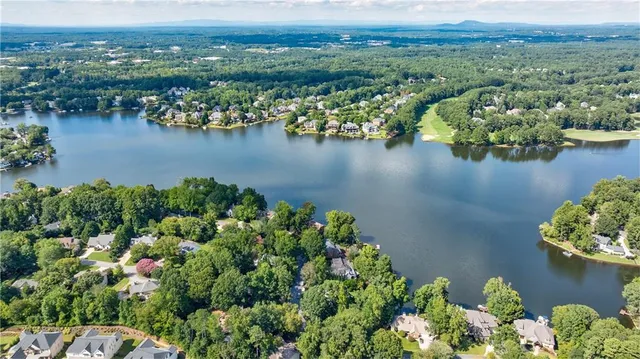 $850,000 | 410 Red Jacket Way, Alpharetta, GA 30005