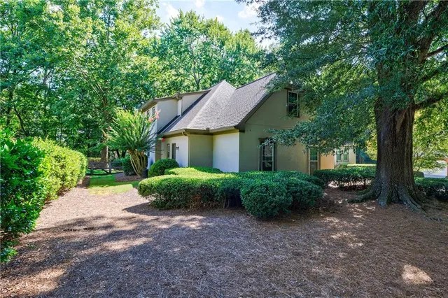 $850,000 | 410 Red Jacket Way, Alpharetta, GA 30005