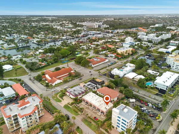 $3,895 | 2049 Southeast 6th Street, Unit F, Deerfield Beach, FL 33441