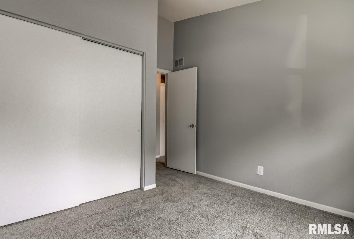 2505 Somerton Road Springfield, IL 62702 - Photo 16 of 28 Gallery Image 16